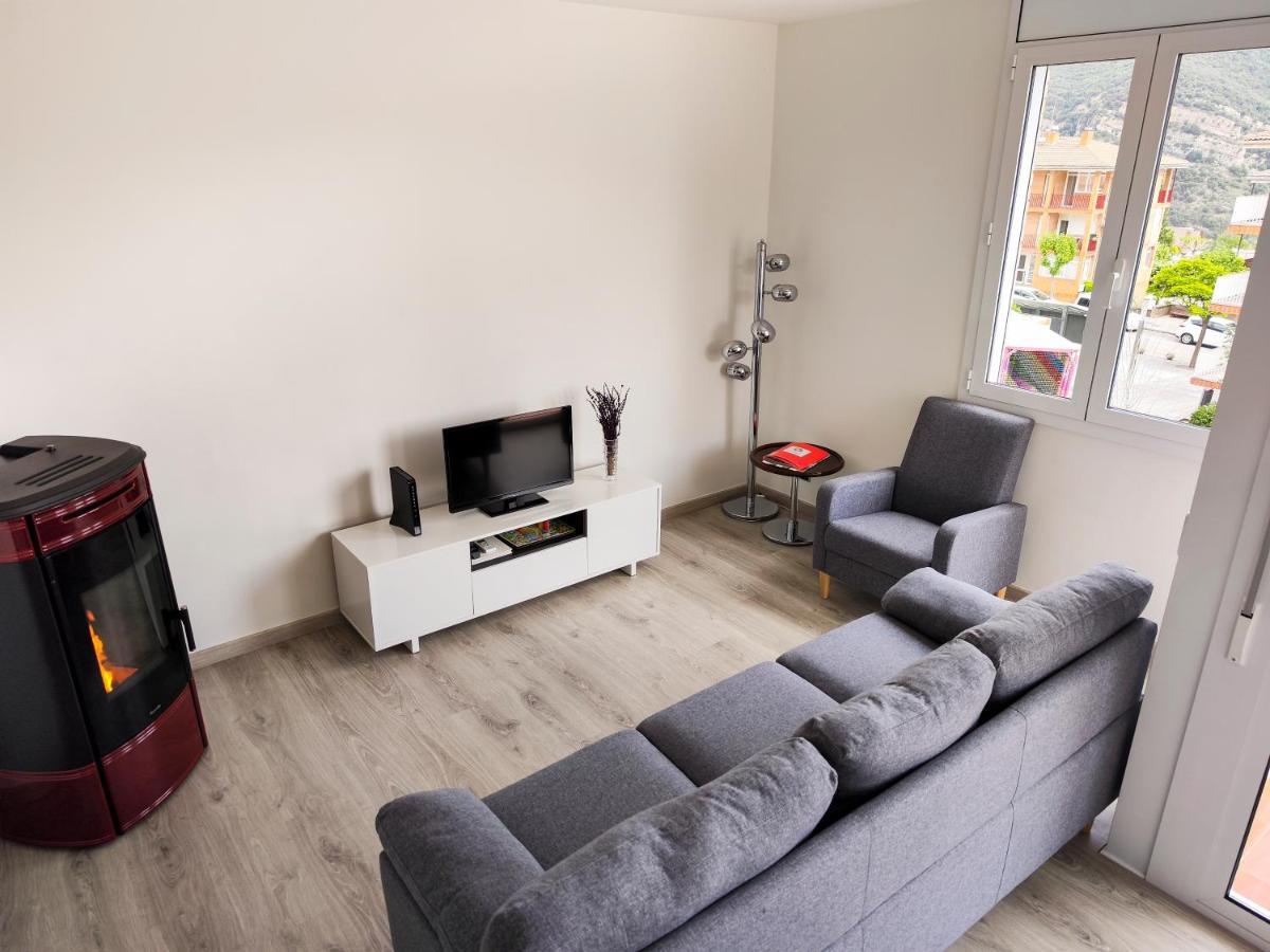 Apartamento rural en el Berguedà - Lluis&Antonia Sant Jordi de Cercs Extérieur photo